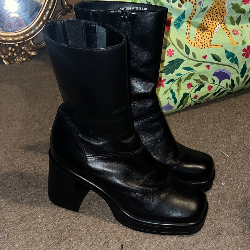 Steve Madden chunky black boots Fantsie